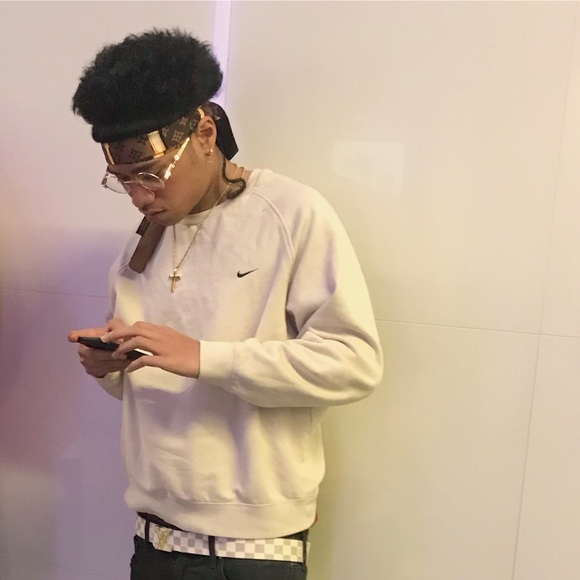 Meet your Posher, Tui - Picture 1 of 1